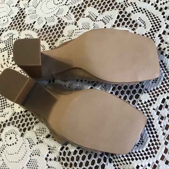 Steve Madden Heeled Slip On~Tan~Size 8 - Picture 5 of 6